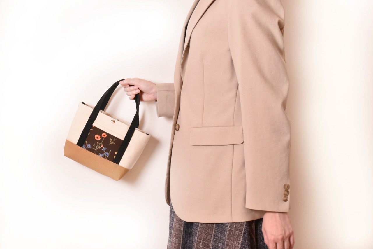 お散歩トートとおしゃれリボン【蝶ネクタイ】＊猫(&小型犬)首輪　土の香り