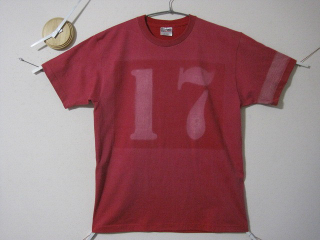 1点　くすみレッド　クレヨンタッチ風　ラージゼッケン【17】　ゲーム/エンジェル/おもちゃ/ジョーカー/カラフル