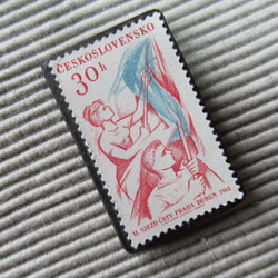 チェコスロバキア　切手ブローチ8197 2枚目の画像