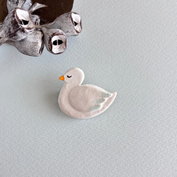 koku- 白鳥のブローチ ブローチ color+life 通販 4027631｜Creema
