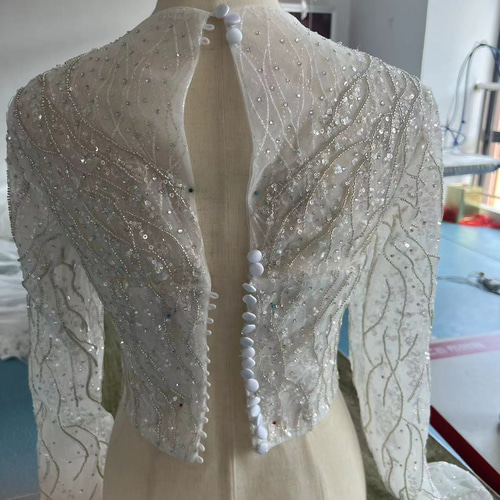 上品なくるみボタン キラキラスパンコール レースボレロ トップス  