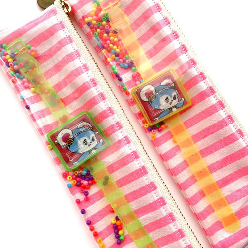 昭和　レトロ　駄菓子屋　玩具　ワッペン　シール　ペンダント　① 昭和 レトロ 駄菓子屋 玩具 ワッペン シール ペンダント ②