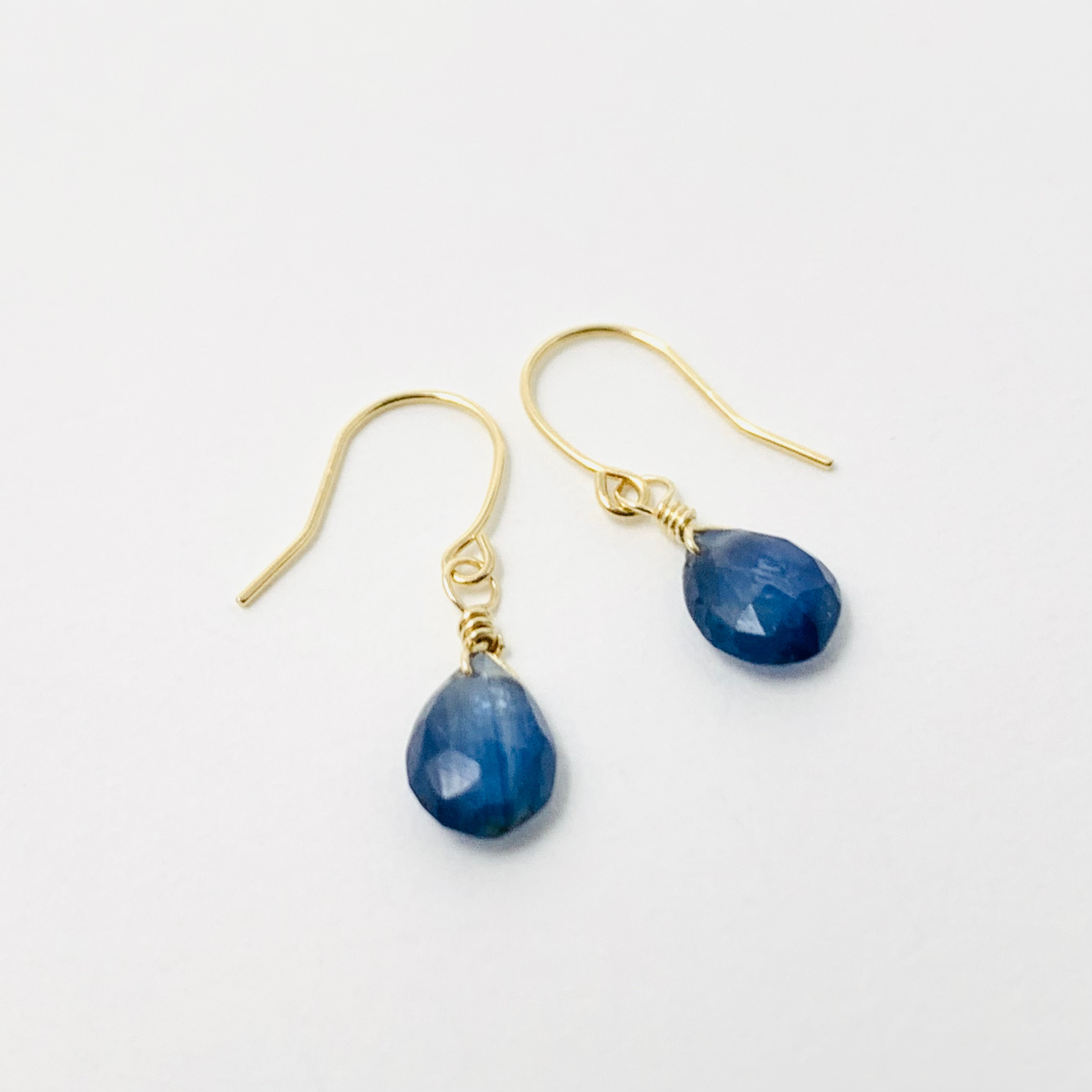 【K18 /ピアス】サファイア 青石 シンプル アクセサリー