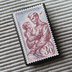 チェコスロバキア　切手ブローチ8213 2枚目の画像