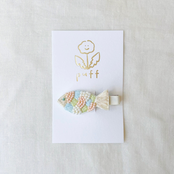 刺繍ヘアクリップ〈 4種 〉 2枚目の画像