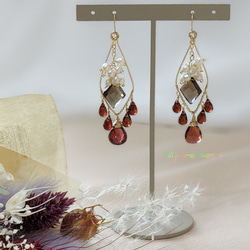 カルセドニーとオパールのピアス(14kgf) ピアス（フック・チェーン