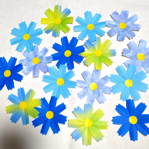 コスモス・ブルー系・秋桜・折り紙・切り紙・壁面飾り【☆送料無料