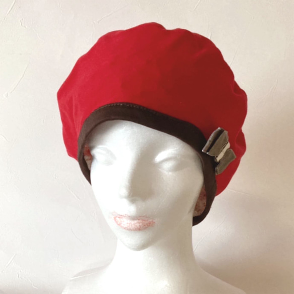 お洒落れなソフトベレー帽　ケア帽子　生成シルクレース×赤ニット　リバーシブル 6枚目の画像