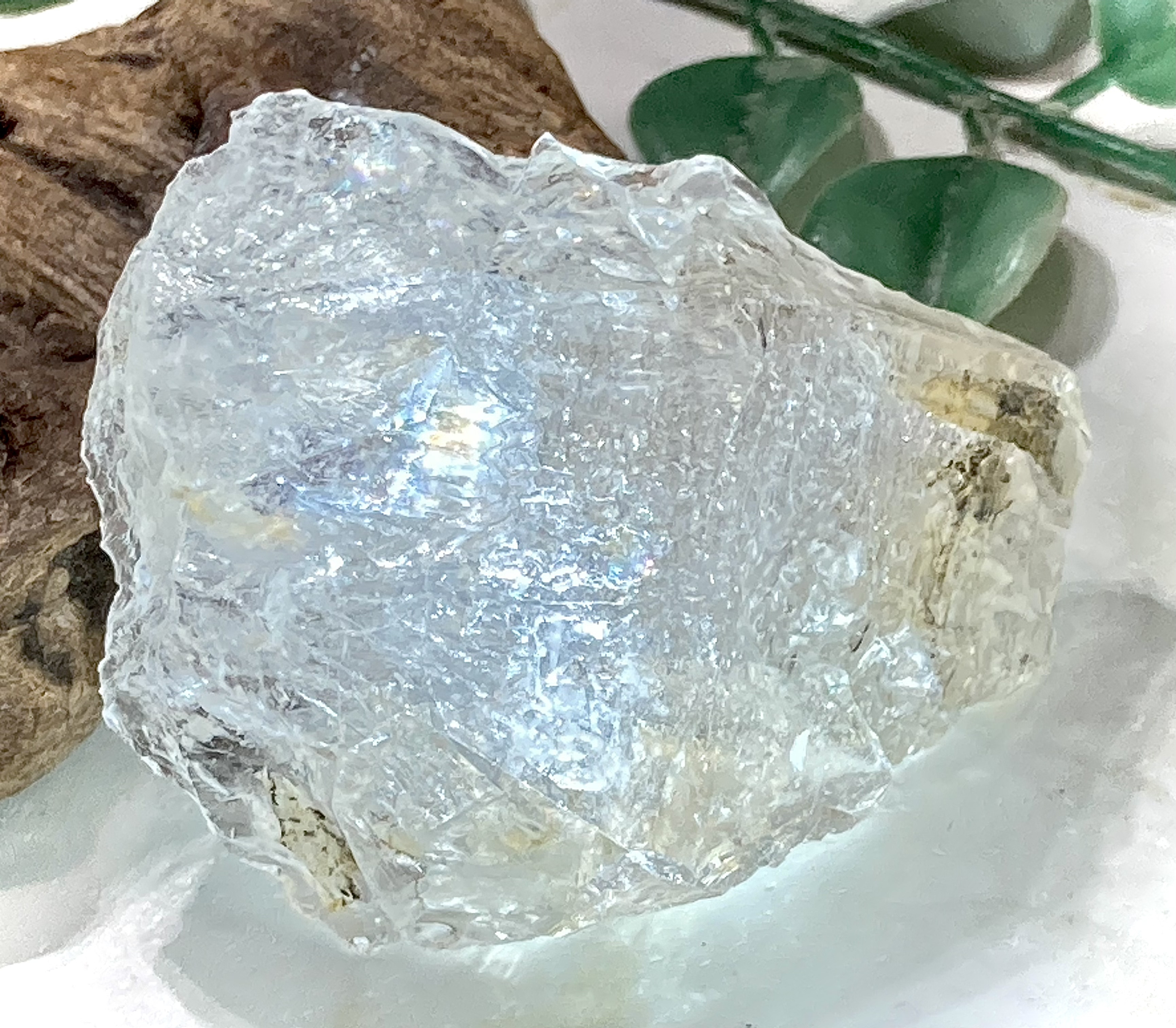 天使のギフト❦͙ レインボー エレスチャル  骸骨水晶　原石　ラフストーン