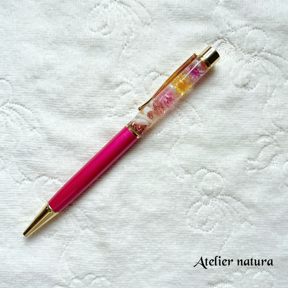 【華やかローズピンクのオルゴナイトボールペン】優しさのマザーオブパール 1枚目の画像