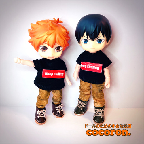 プリントTシャツ】黒 keep smiling ねんどろいどどーる オビツ11