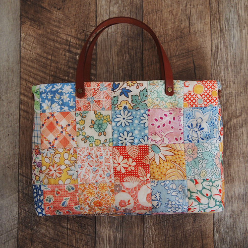 ハンドメイド　パッチワークキルト　フィードサック　ビンテージ生地　トートバッグ ハンドメイド パッチワークキルト フィードサック ビンテージ生地