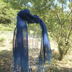 New　『藍生シリーズ』　オーガニックヘンプ（大麻）１００％　天然発酵藍染(伝統正藍染)　藍羽ストール 2枚目の画像