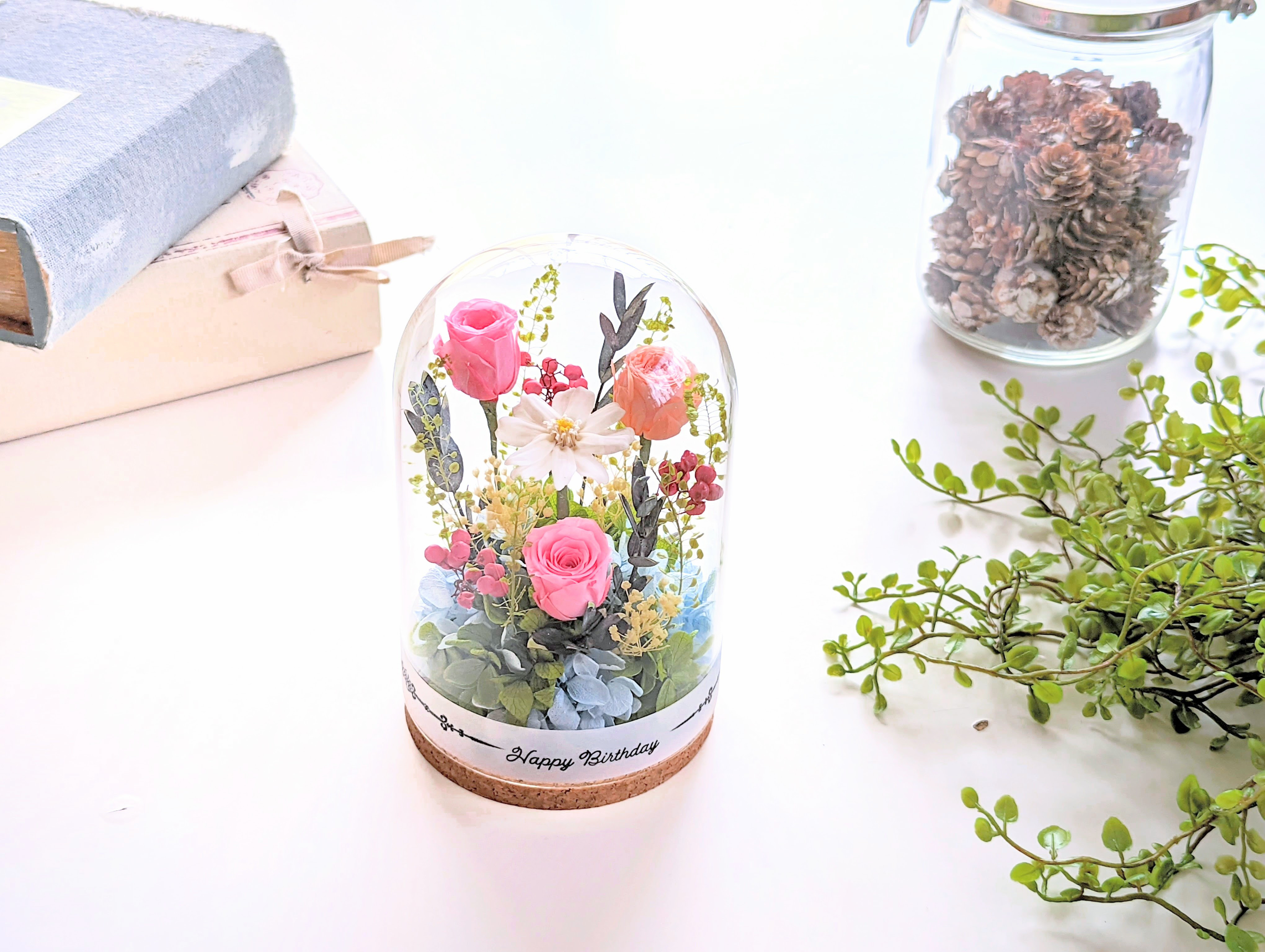 プリザーブドフラワーのガラスドーム　選べるメッセージ付きフラワーギフト・誕生日花ギフト・結婚祝・退職祝・敬老の日