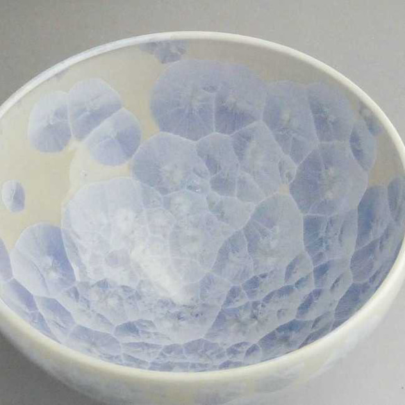 ◆商品番号　7590 花結晶抹茶茶碗　　陶あん　銀藤 2枚目の画像