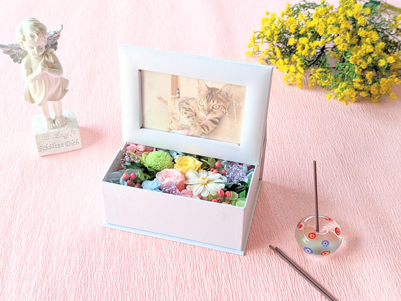プリザーブドフラワー　フォトフレーム　仏花　ペット ソープフラワー ペット仏花 フォトフレームボックス｜ベルビー