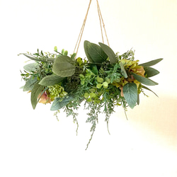 ユーカリと紫陽花のフライングリース ユーカリと紫陽花のフライングリース | F L E U R I