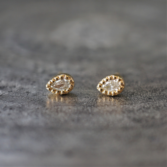 K18YG ペアシェイプダイヤモンド ミル打ちピアス ピアス 