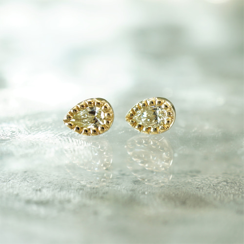 K18YG ペアシェイプダイヤモンド② ミル打ちピアス ピアス