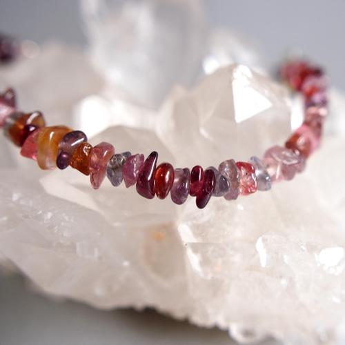 ☆極細ブレスレット 宝石質 マルチカラースピネル AAA 14kgf 8月誕生石