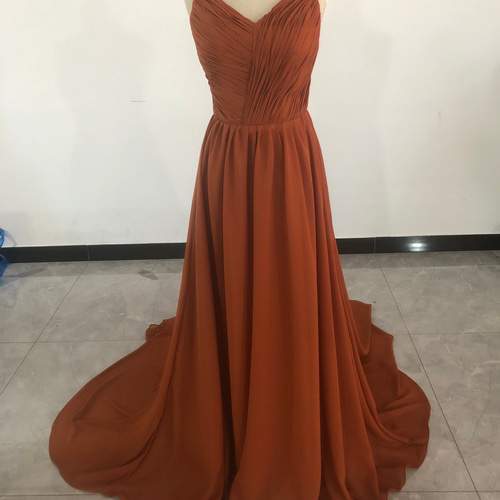 ふんわりシフォン製 テラコッタカラードレス Vネックドレス  