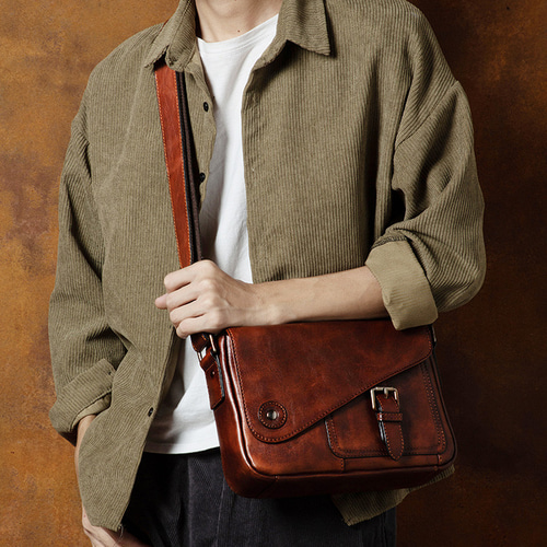 DELUXE 牛革製メールバッグ 濃墨-COZUMI ＜牛革プレミアム＞ ランドセル| 2026年度向け全