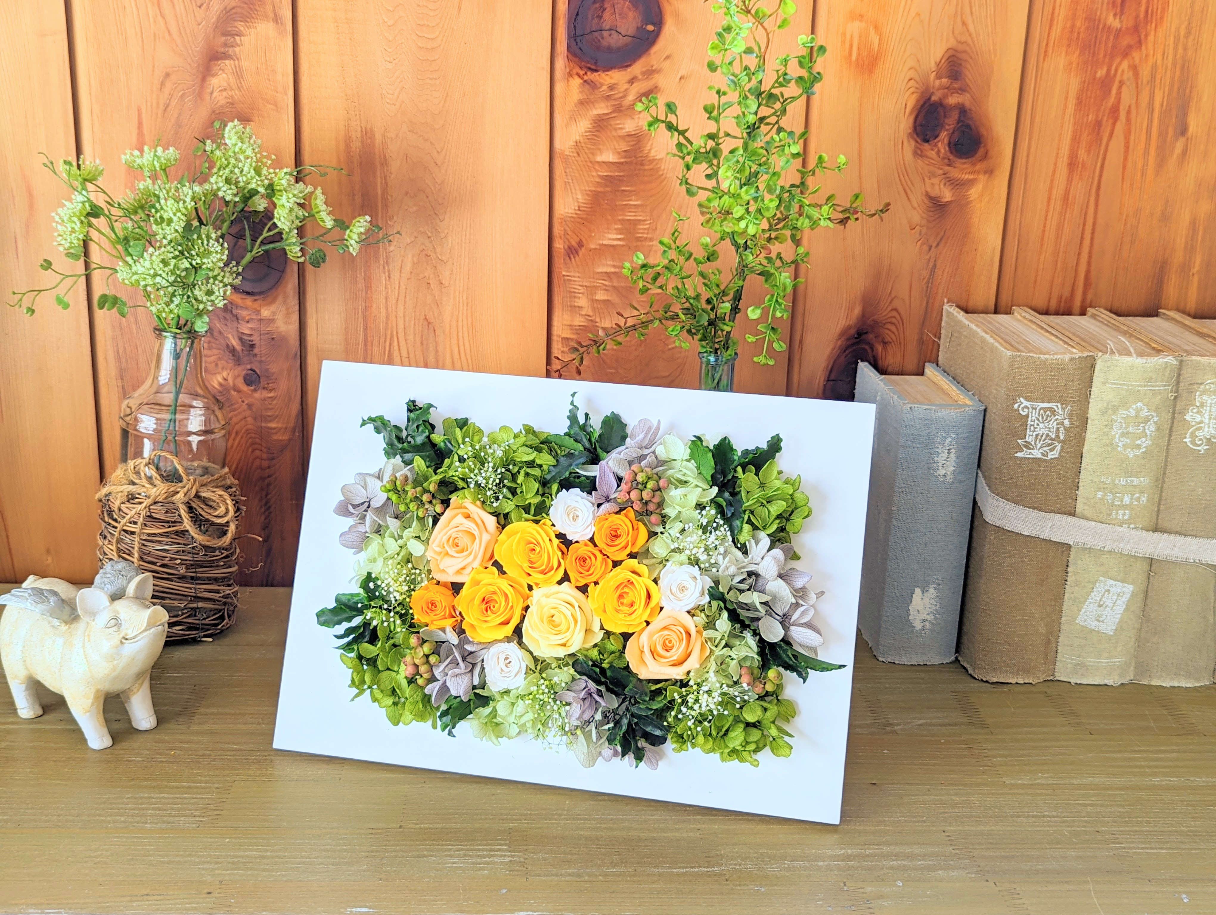 壁掛け、棚置きも出来るプリザーブドフラワーフレームアレンジ・結婚祝・新築祝・開業祝・退職祝・傘寿祝・米寿祝・敬老の日ギフ