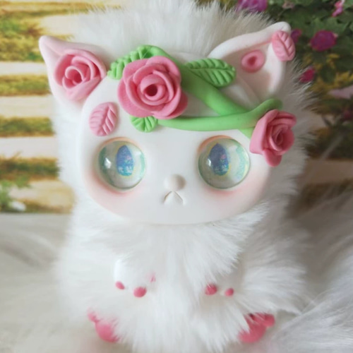 n*a様 国内作家様 ハンドメイド うさぎ アートドール 小花柄リネンのうさちゃんたち うふふポーズ * ナチュラル