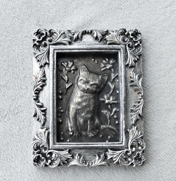 【Creema限定】猫さんのアンティーク風フレーム（額）１ 1枚目の画像