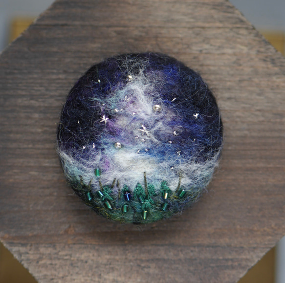 羊毛フェルト 天の川☆星の森 ブローチ ブローチ Felti Heartmade 通販