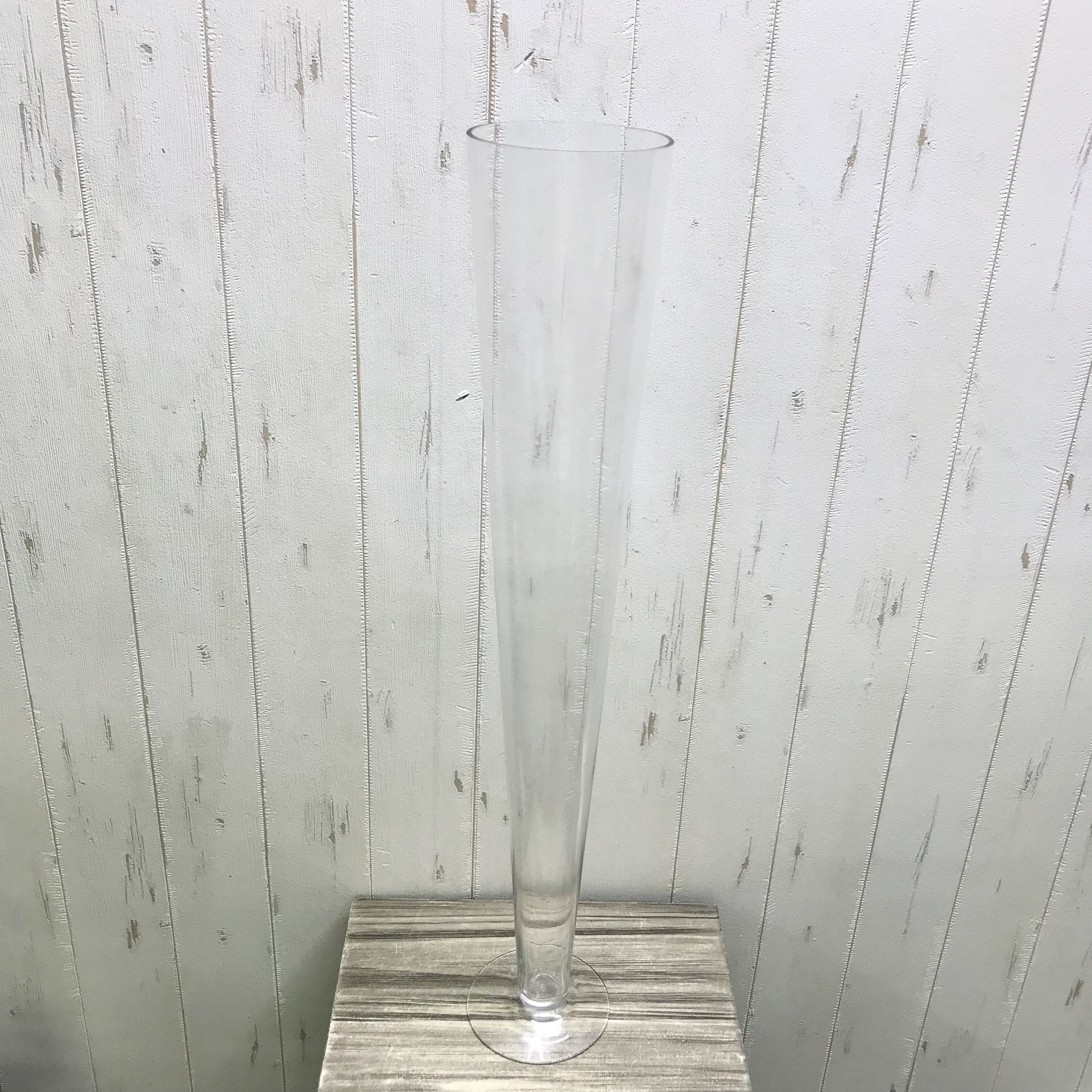 ライオン持ち手の緑色花瓶