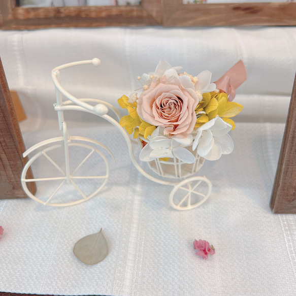 【名前記載可能】ウェルカムスペースセット　プリザーブドフラワーの自転車アレンジメント　結婚式　ウェディング 4枚目の画像