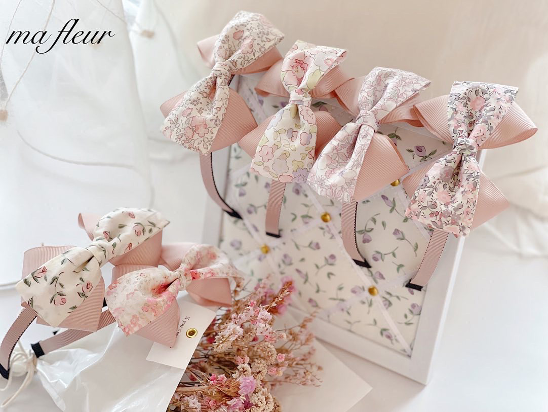 ハンドメイド♡リバティ♡カチューシャ♡ヘアアクセサリー （リバティ 