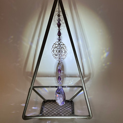 【個性と気品】アメジストカラーサンキャッチャー 4枚目の画像