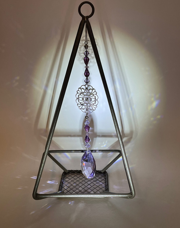 【個性と気品】アメジストカラーサンキャッチャー 4枚目の画像