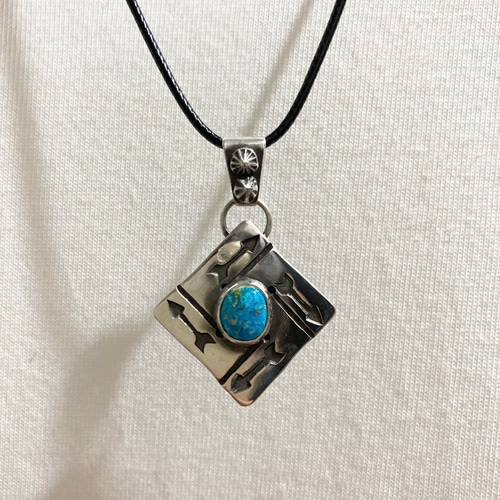 キングマン ターコイズ スワティカ 卍 シルバーネックレス