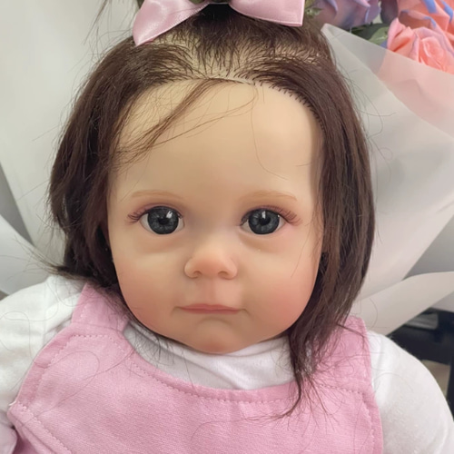 Peach♡｝リボーンドール 可愛い幼いお顔のリトルルカちゃん