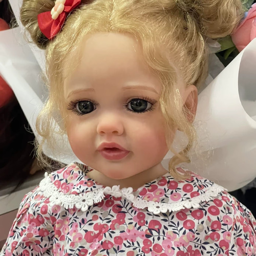 Peach♡｝リボーンドール 目をキラキラ輝かせた赤ちゃん ひな人形・雛