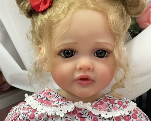 Peach♡｝リボーンドール 目をキラキラ輝かせた赤ちゃん ひな人形・雛