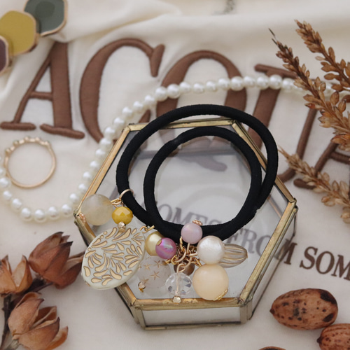 アイボリー】大人アンティーク◇秋色ヘアゴム2本セット◇Creema