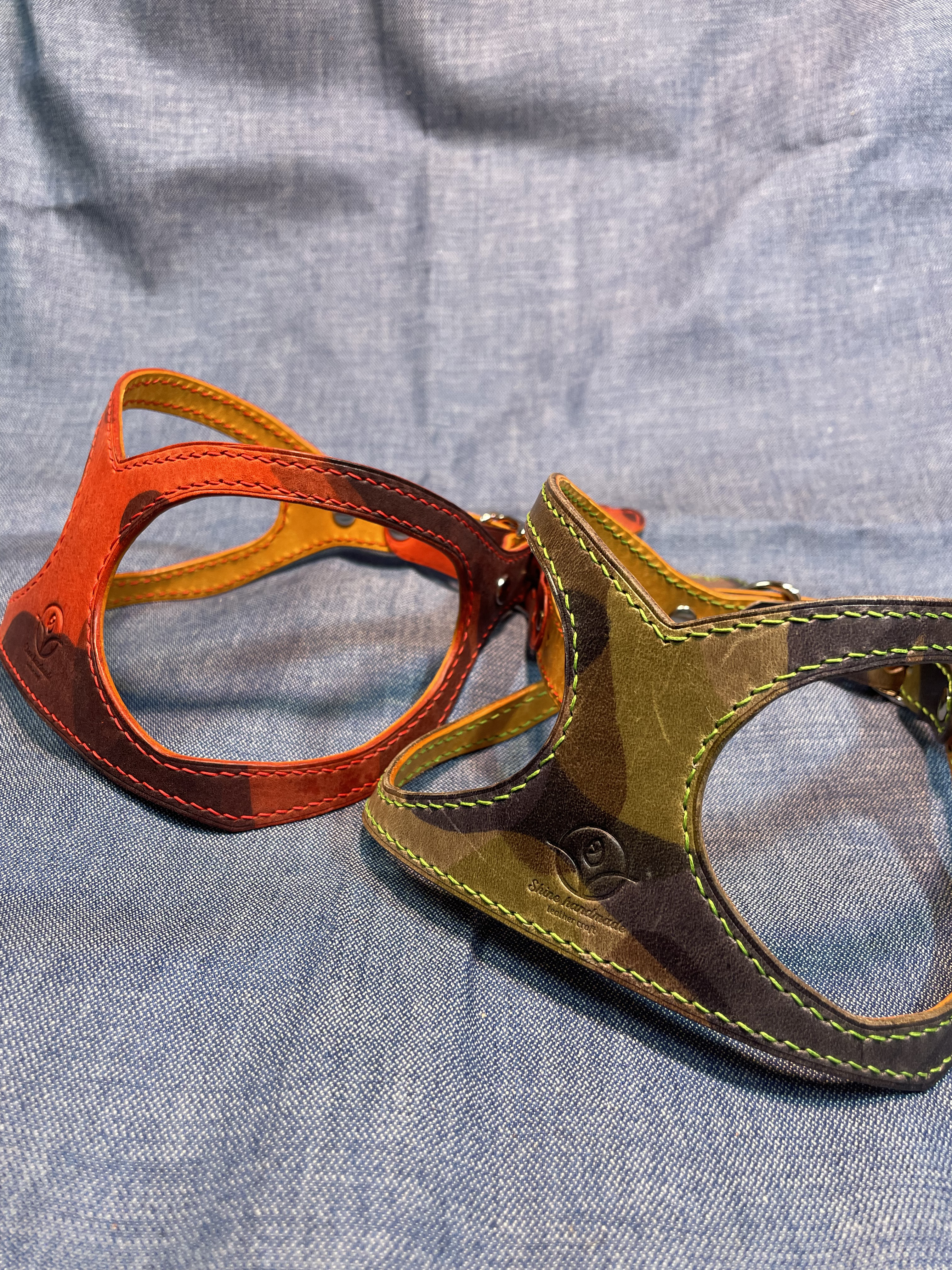 ミリタリードッグハーネス　小型犬用　迷子札付き　イタリアンレザー