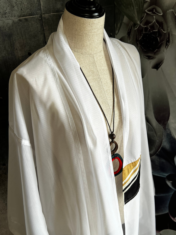 絽の真っ白なお着物からロングカーディガン　着物アップサイクル　リメイク 3枚目の画像