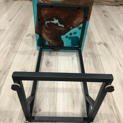 【在庫一掃セール開始】　レジンとケヤキのサイドテーブル 在庫一掃セール開始】 レジンとケヤキのサイドテーブル