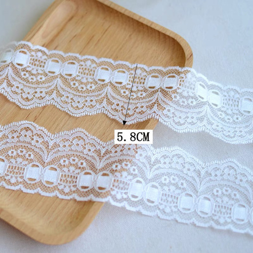 ✴️23日まで　レース編み　大判　ハンドメイド X84 小花柄ネットレース手芸用品 レース ʚmummyɞ 通販 14466932