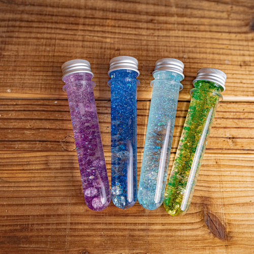 ラメール4点セット　新品未開封 寒色系4色セット】センサリーボトル 10種類以上のラメ・ビーズ入り