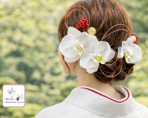No.745 豪華！2種のラメと蝶々 白赤薔薇 ♡  振袖髪飾り 成人式髪飾り No.745 豪華！2種のラメと蝶々 白赤薔薇 ♡ 振袖髪飾り 成人式髪飾りの