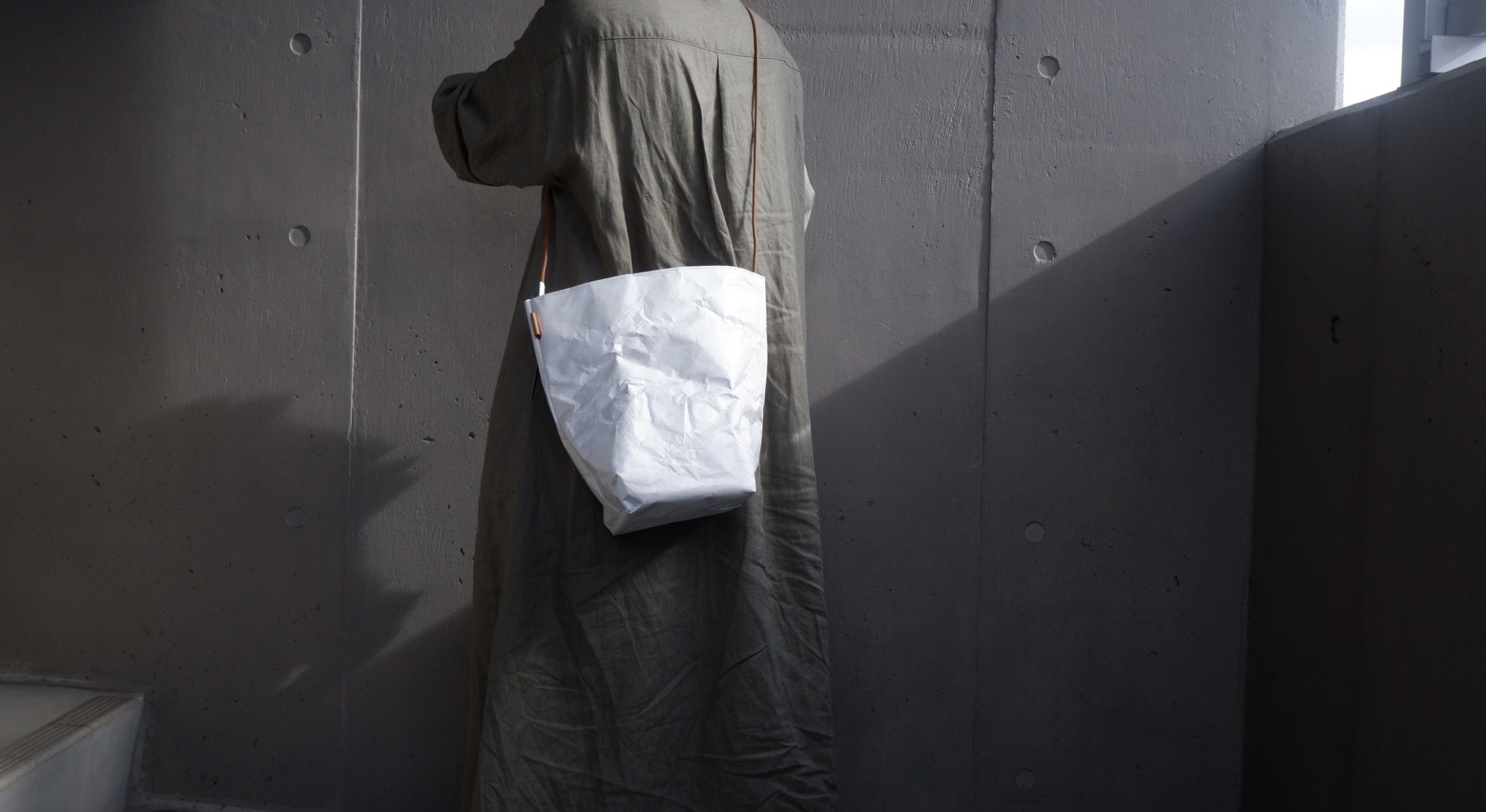 コメカミフクロ SHIRO TOTE(シロトート)-サコッシュ-  M size