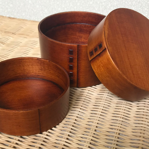 M*U様 お弁当箱 二段 曲げわっぱ 漆塗り 螺鈿細工 名