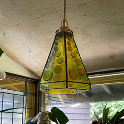 水玉（ステンドグラスの吊りランプ） 3枚目の画像