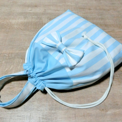 ストライプ　リボン《 blue＆white》　持ち手付き・お着替え・体操服入れ巾着 3枚目の画像